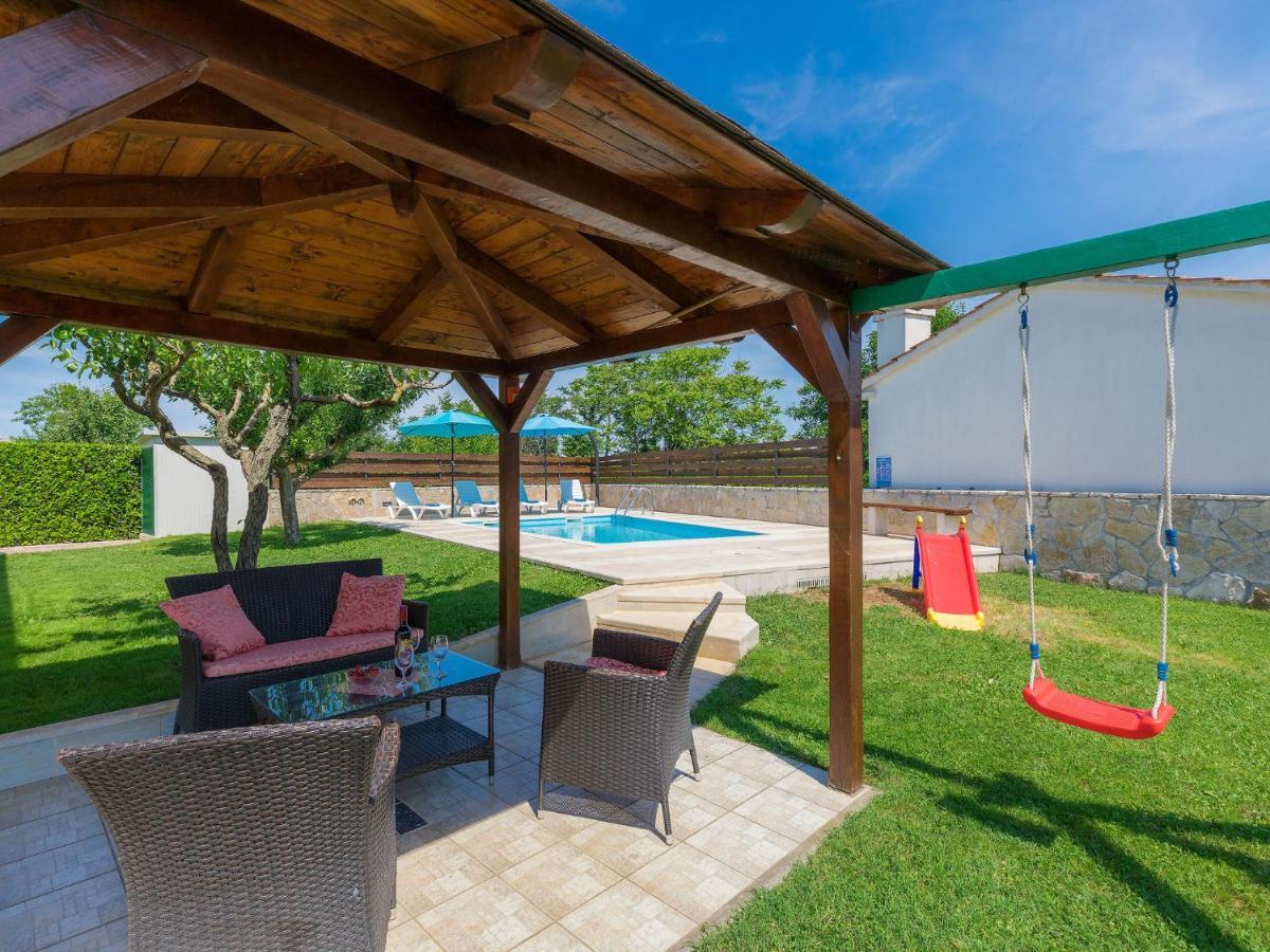 Holiday Home Nikolina Sveti Petar u Sumi Dış mekan fotoğraf