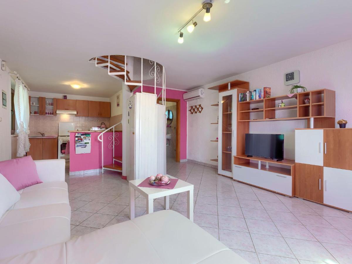 Holiday Home Nikolina Sveti Petar u Sumi Dış mekan fotoğraf